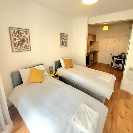 London En-Suite Double Rooms - Leytonstone E11 Exterior photo